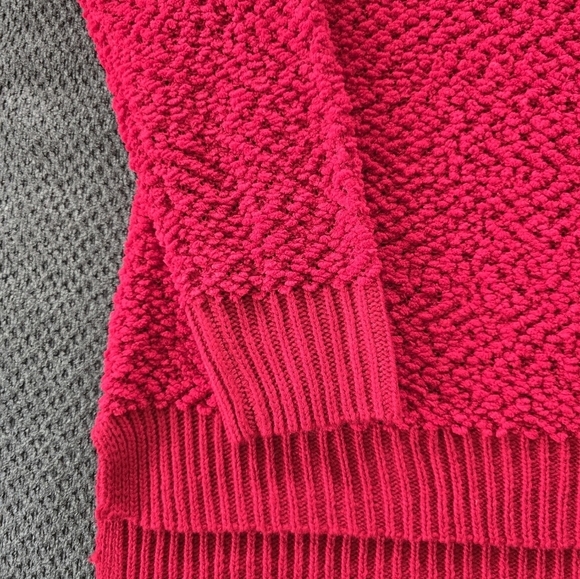 No Boundaries Sweater Women 2X Plus Red Textured Pullover Long Sleeve Hoodie New - Picture 7 of 11